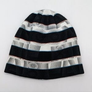 ✨3/$15 Billabong black white beanie hat
